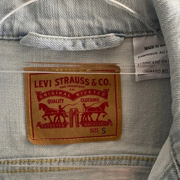 Levi's Women's Sky Blue Denim Jacket size S - Picture 3 of 12